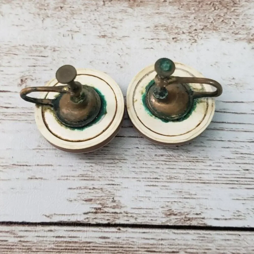 Vintage Screw On Earrings - Cream & Brown Leaf in Circle